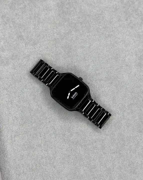 Rad_o True Square Quartz Undigital