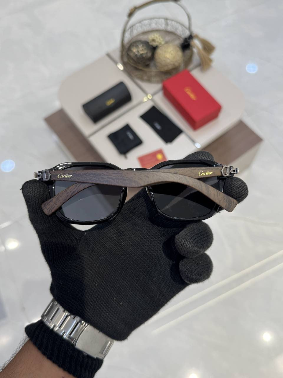 Cartier_4956_Black_Wood