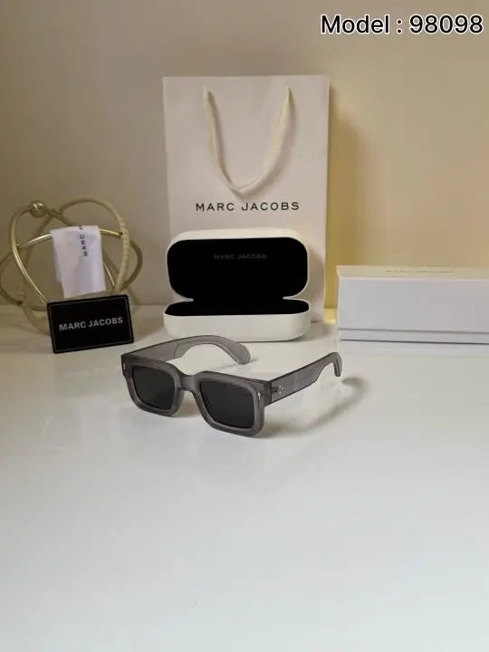Marc_Jacobs_98098_Matt_Grey