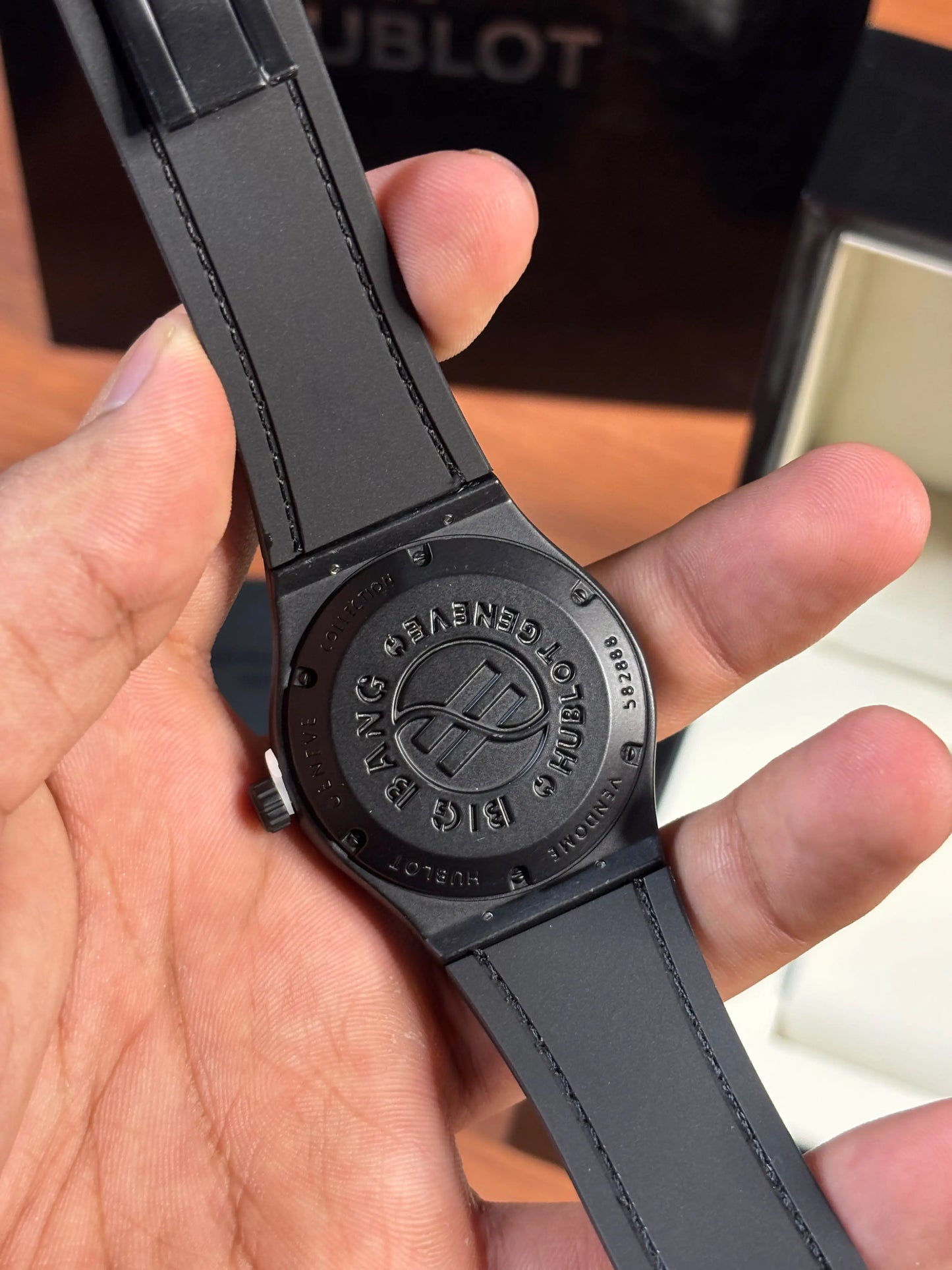 Hublot Classic Fusion Tourbillon HB0011