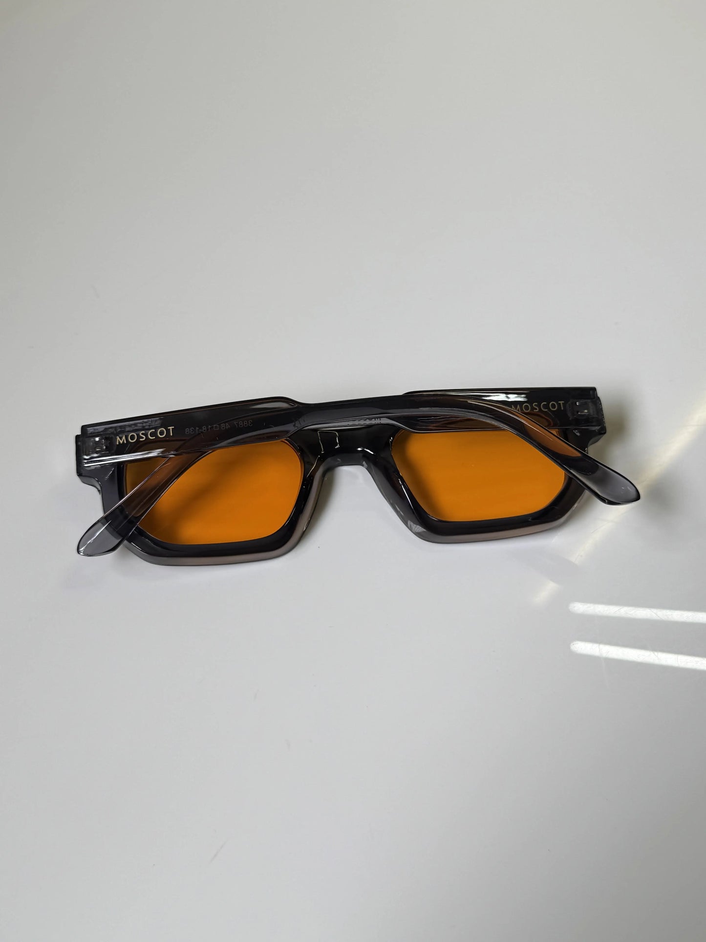Moscot_3887_Yellow_Grey