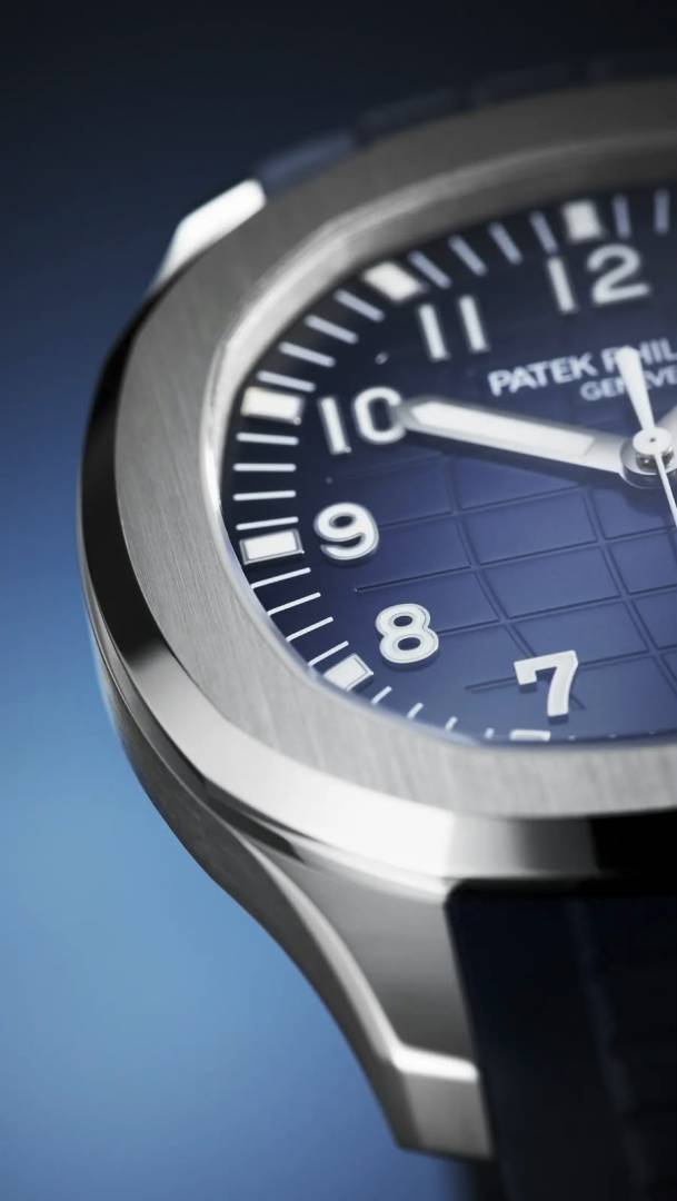 Pate_ek Philip_pe Aquanaut 5167R-001Bettry blue silver blue
