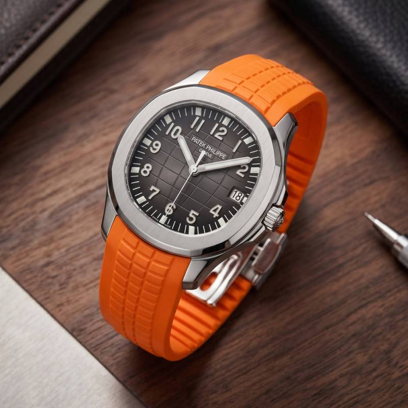 Pate_ek Philip_pe Aquanaut 5167R-001 Bettry orange silver Black