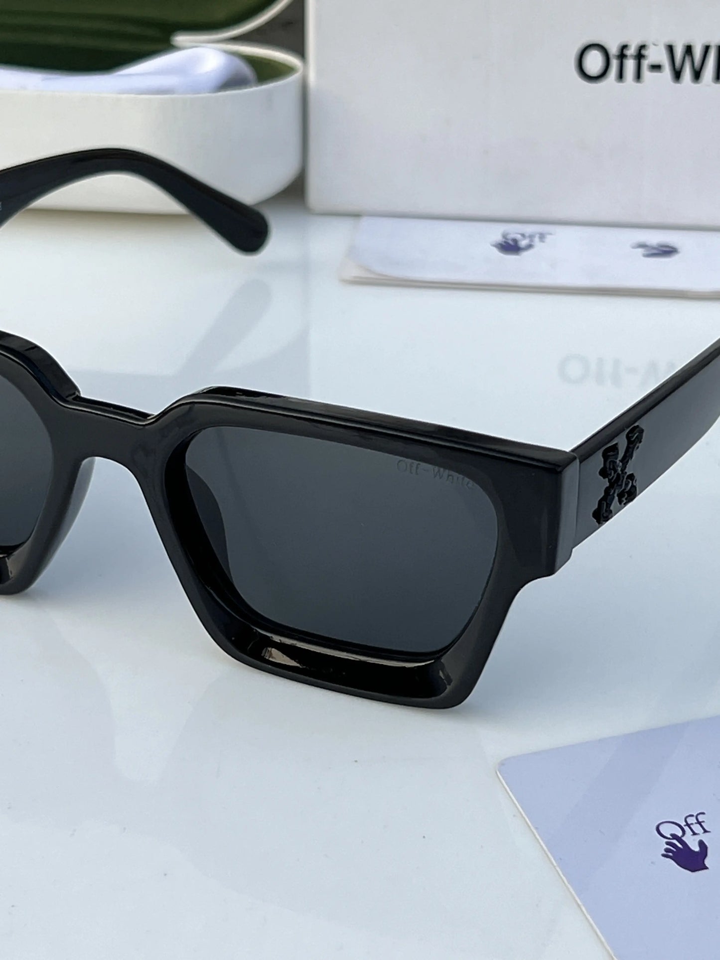 off_white_full_black
