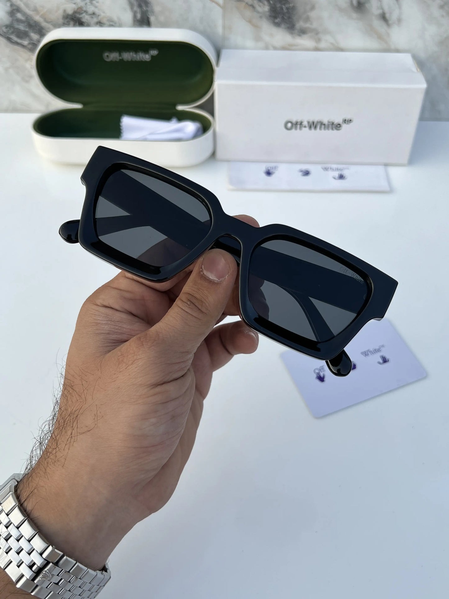 off_white_full_black
