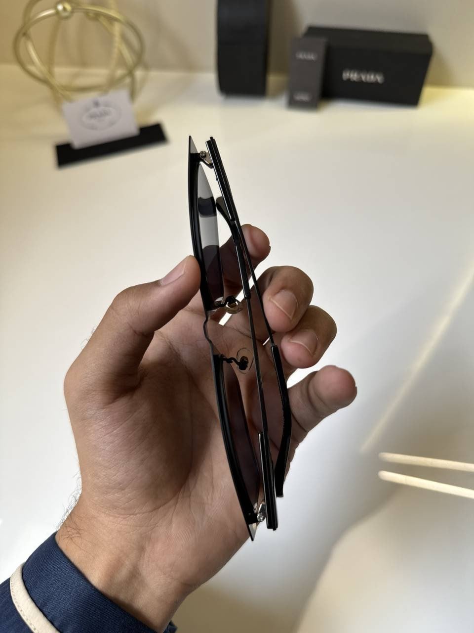 Prada_68079_Black