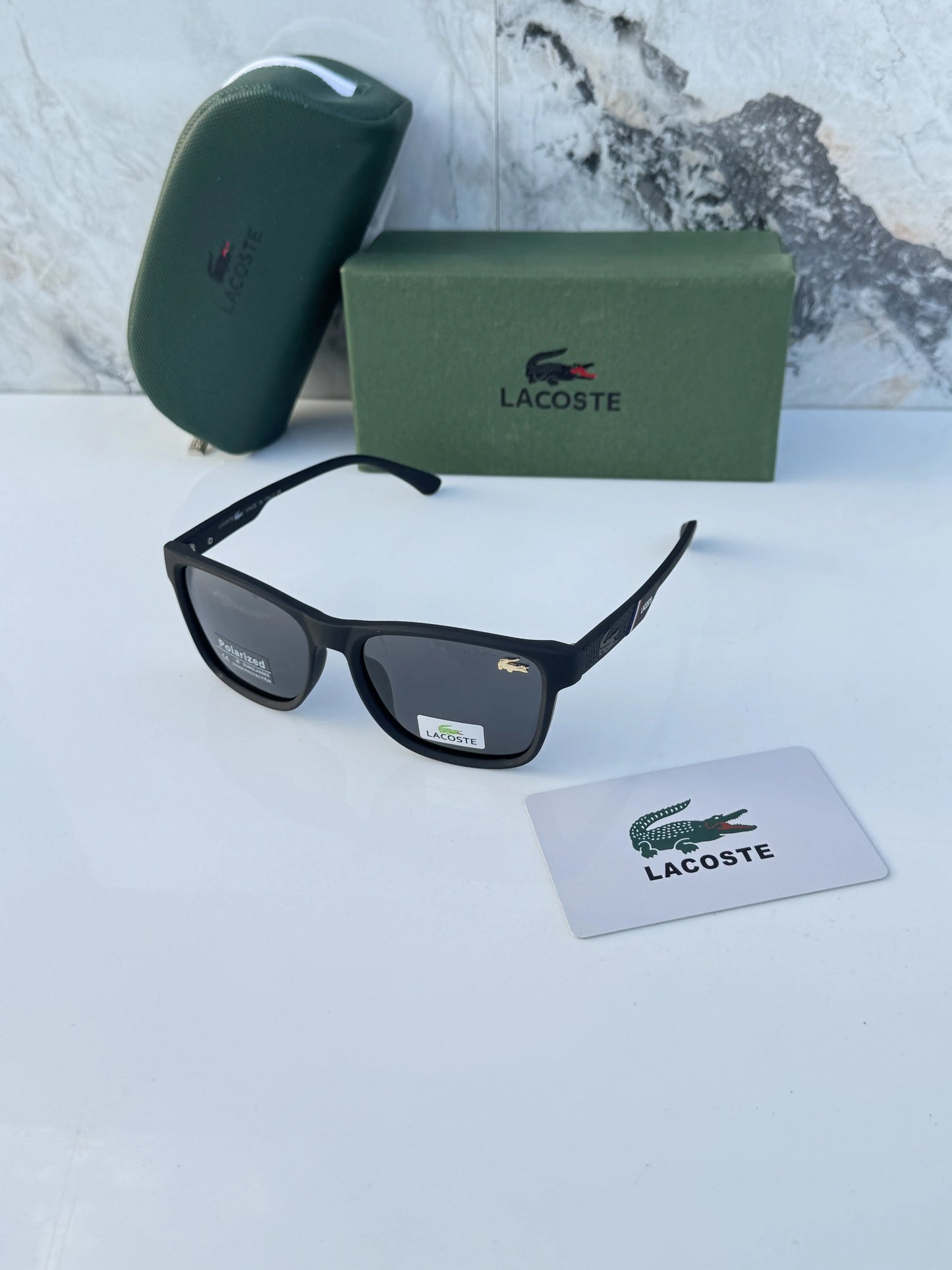 Lacoste_69071_matt_black