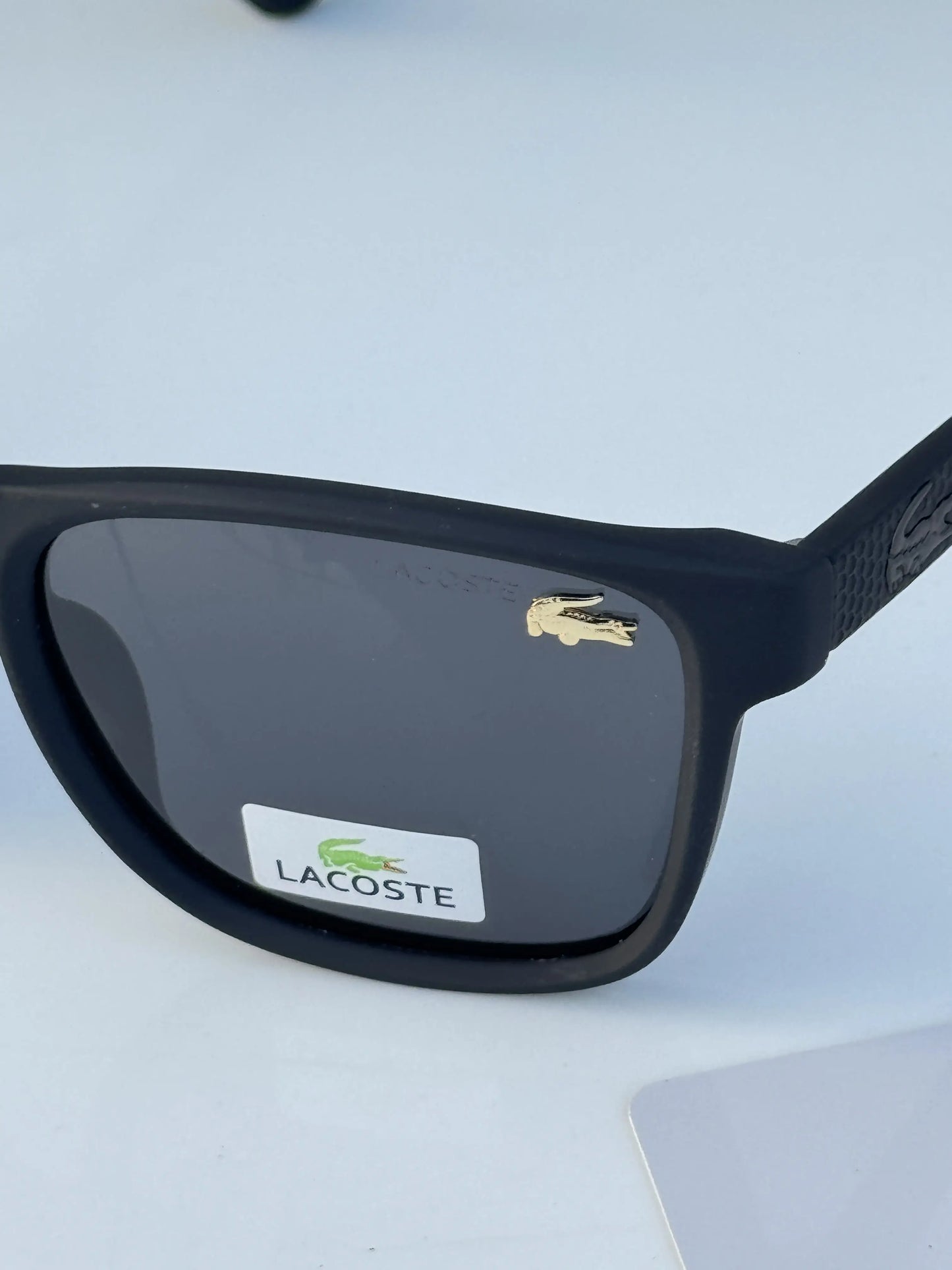 Lacoste_69071_matt_black