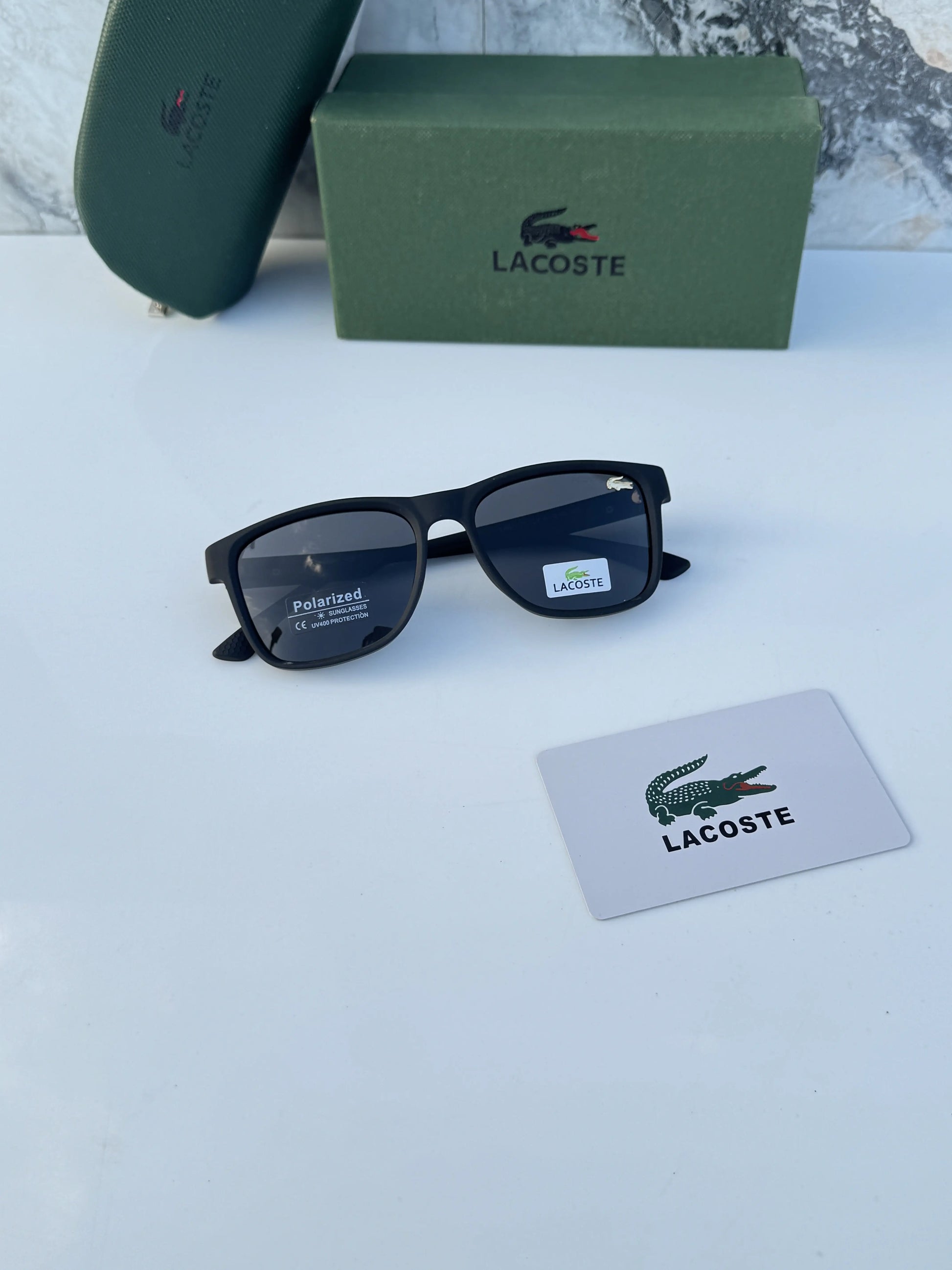 Lacoste_69071_matt_black