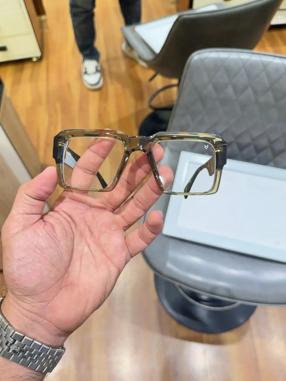mairo 157 olive green plano