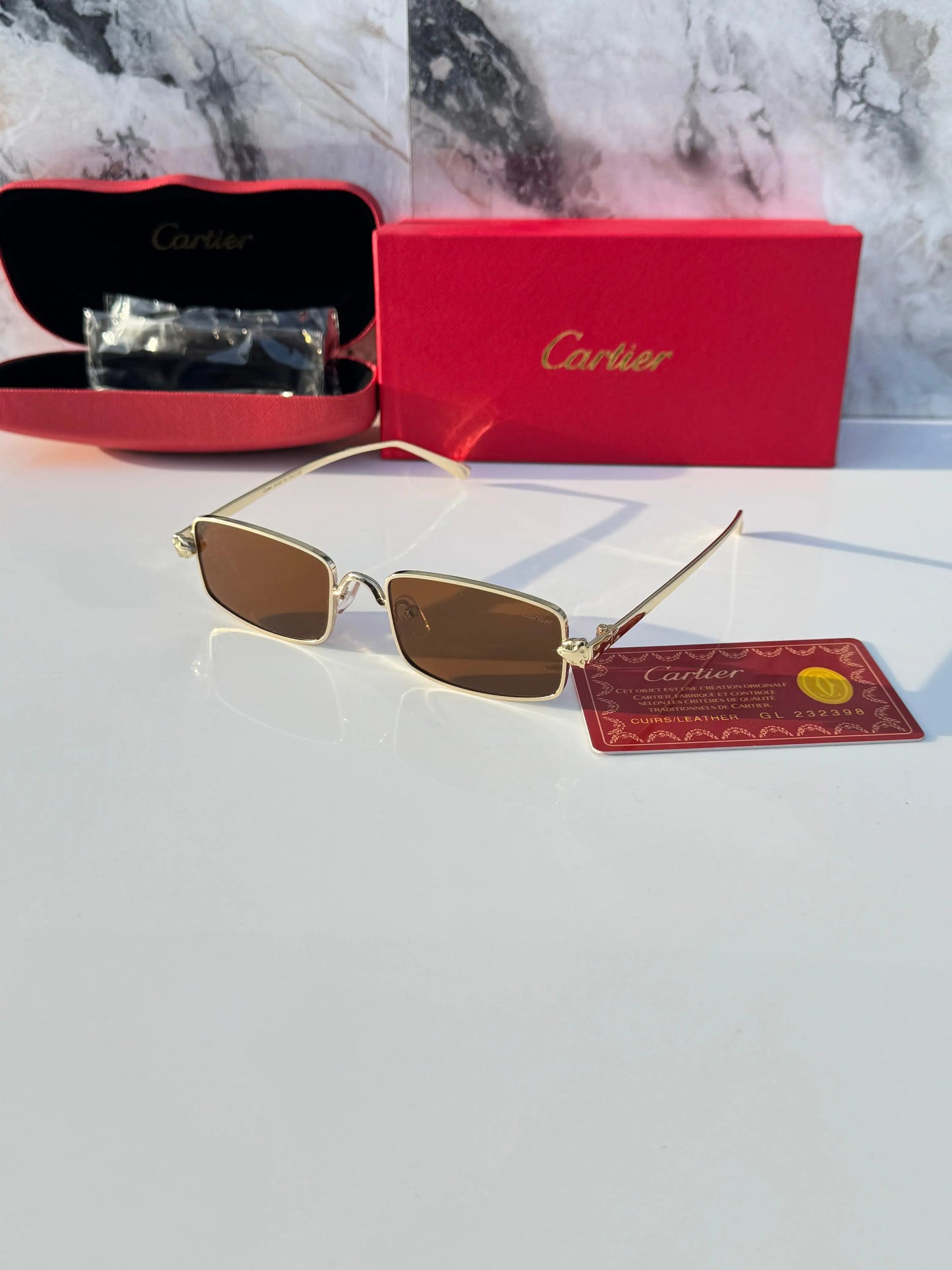 Cartier_107_gold_brown