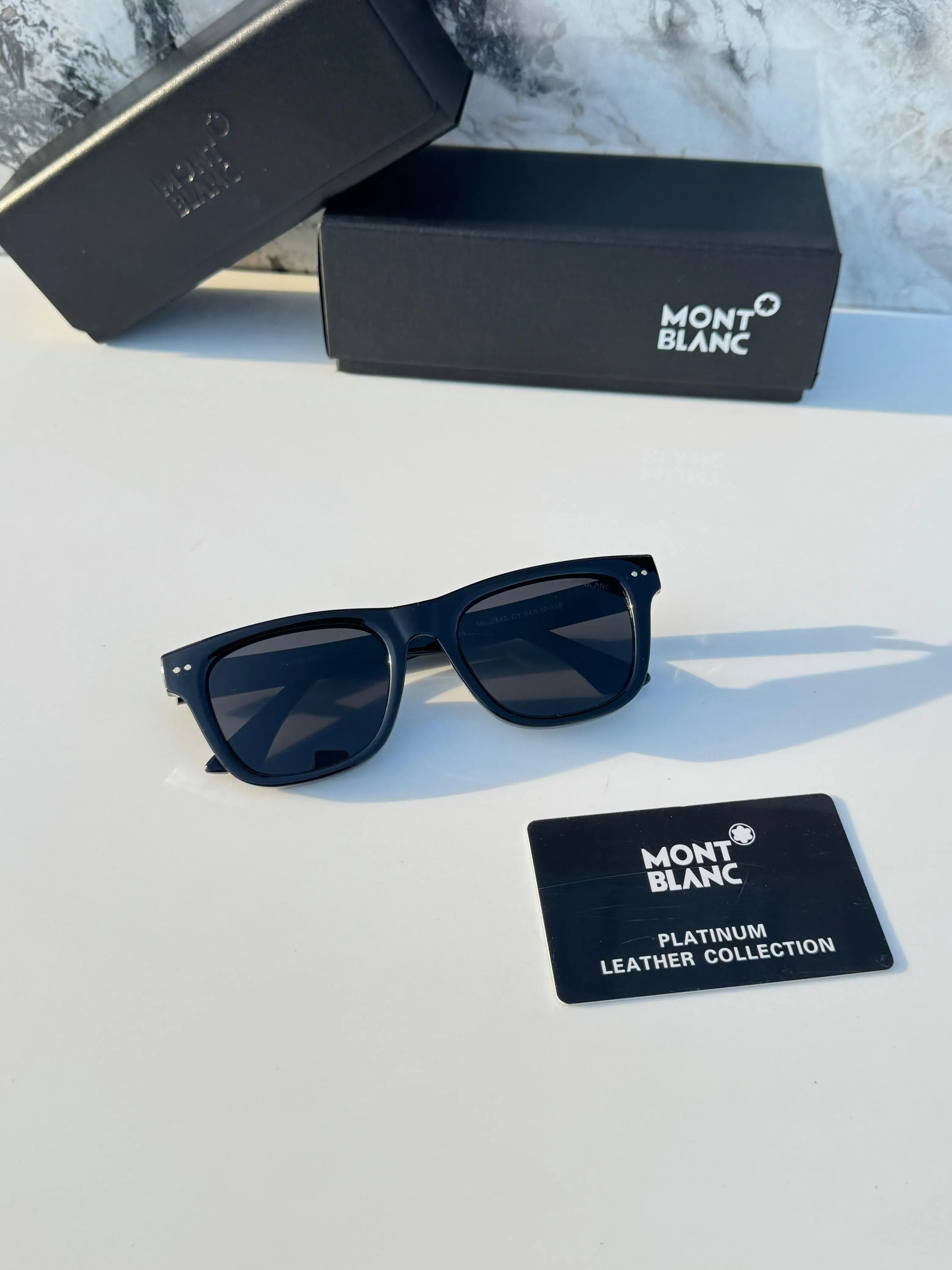 Mont_blanc_257_glossy_black