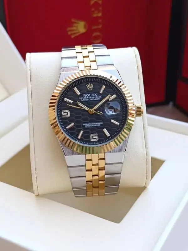 Role_x Oyster Perpetual Land Dweller
