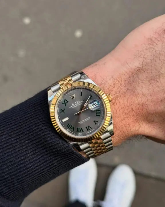 Role_x Oyster perpetual Date Just Automatic copper