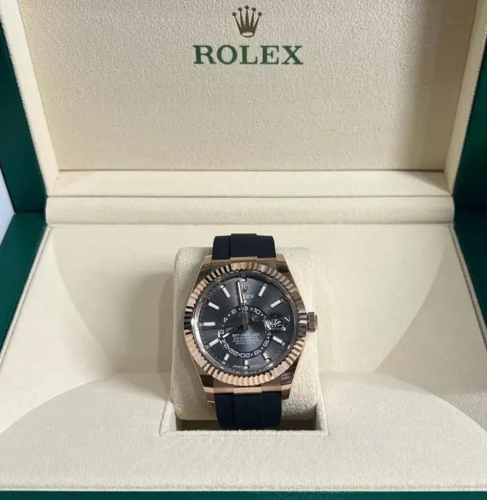 Role_x Oyster perpetual Sky Dweller