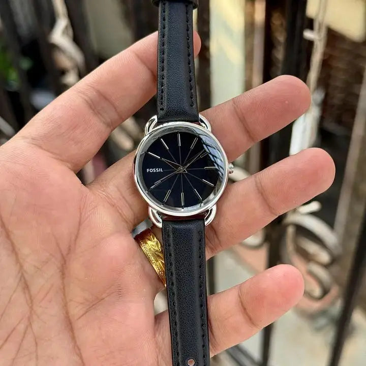 Fossi_L Minimalist Leather Belt