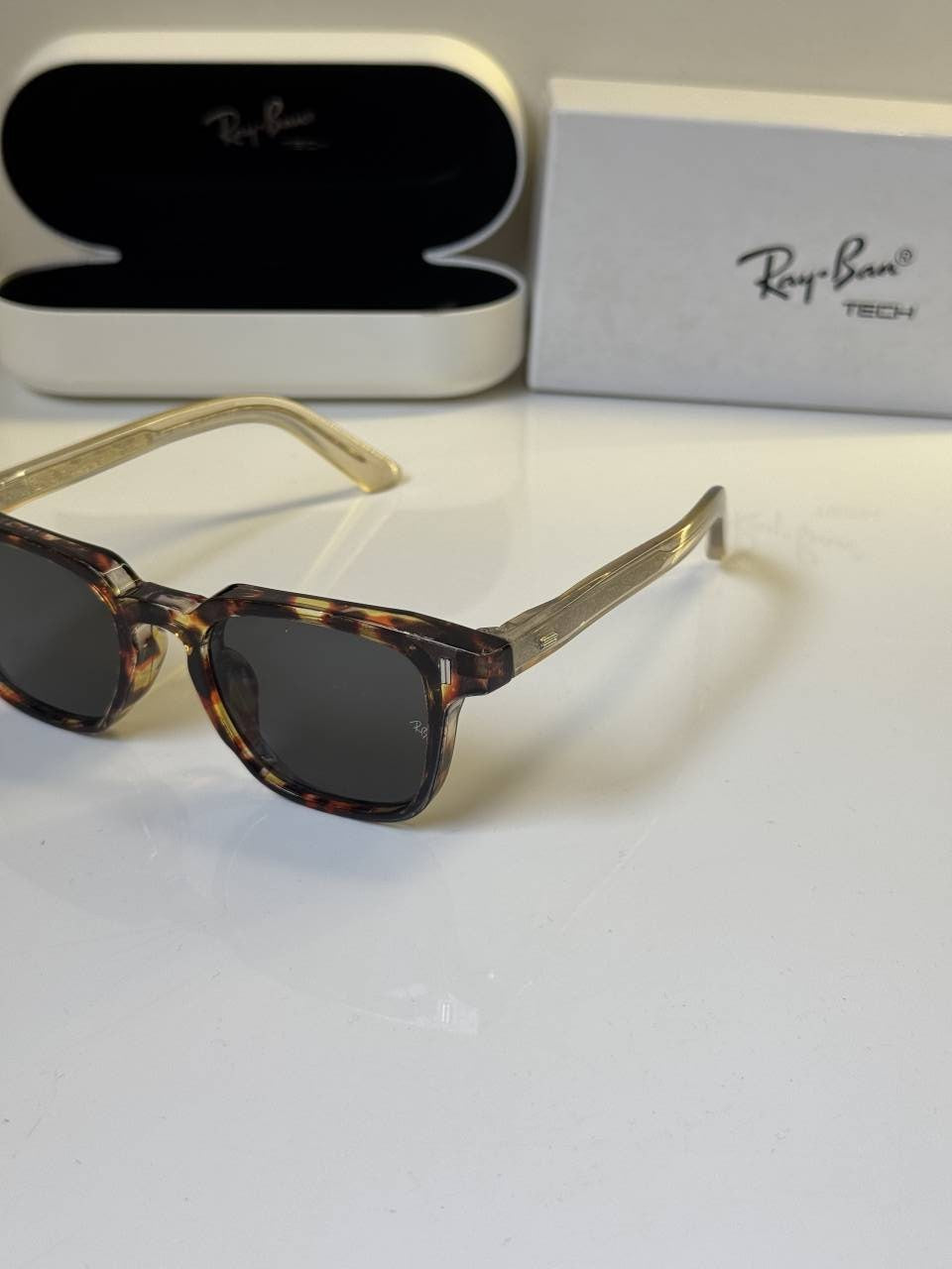 Rayban_1124_Tiger_Black