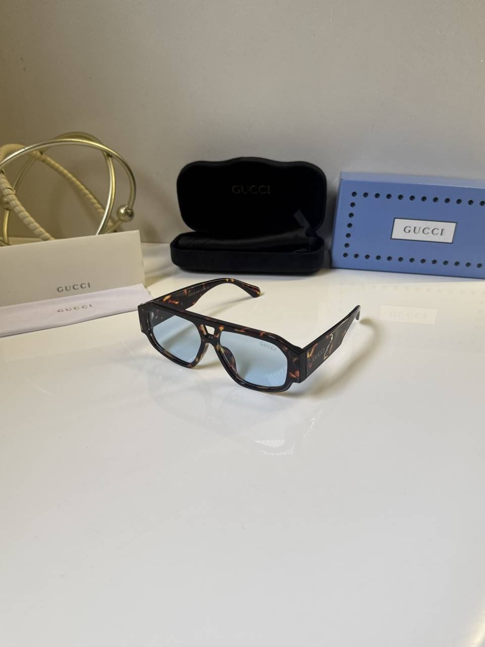 Prada_3986_Tiger_Blue