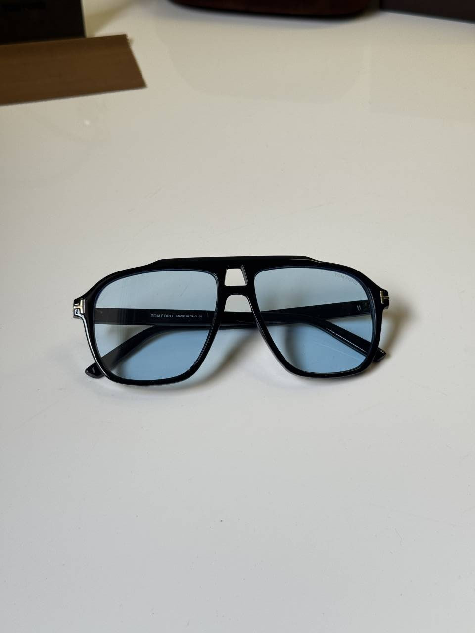 Tomford_300_Black_Blue