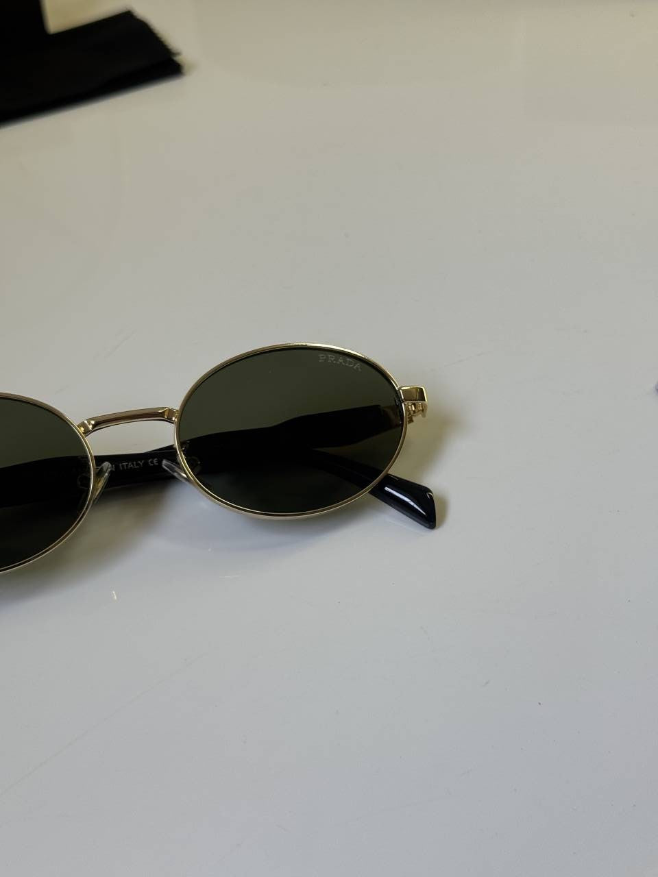 Prada_8007_Gold_Green