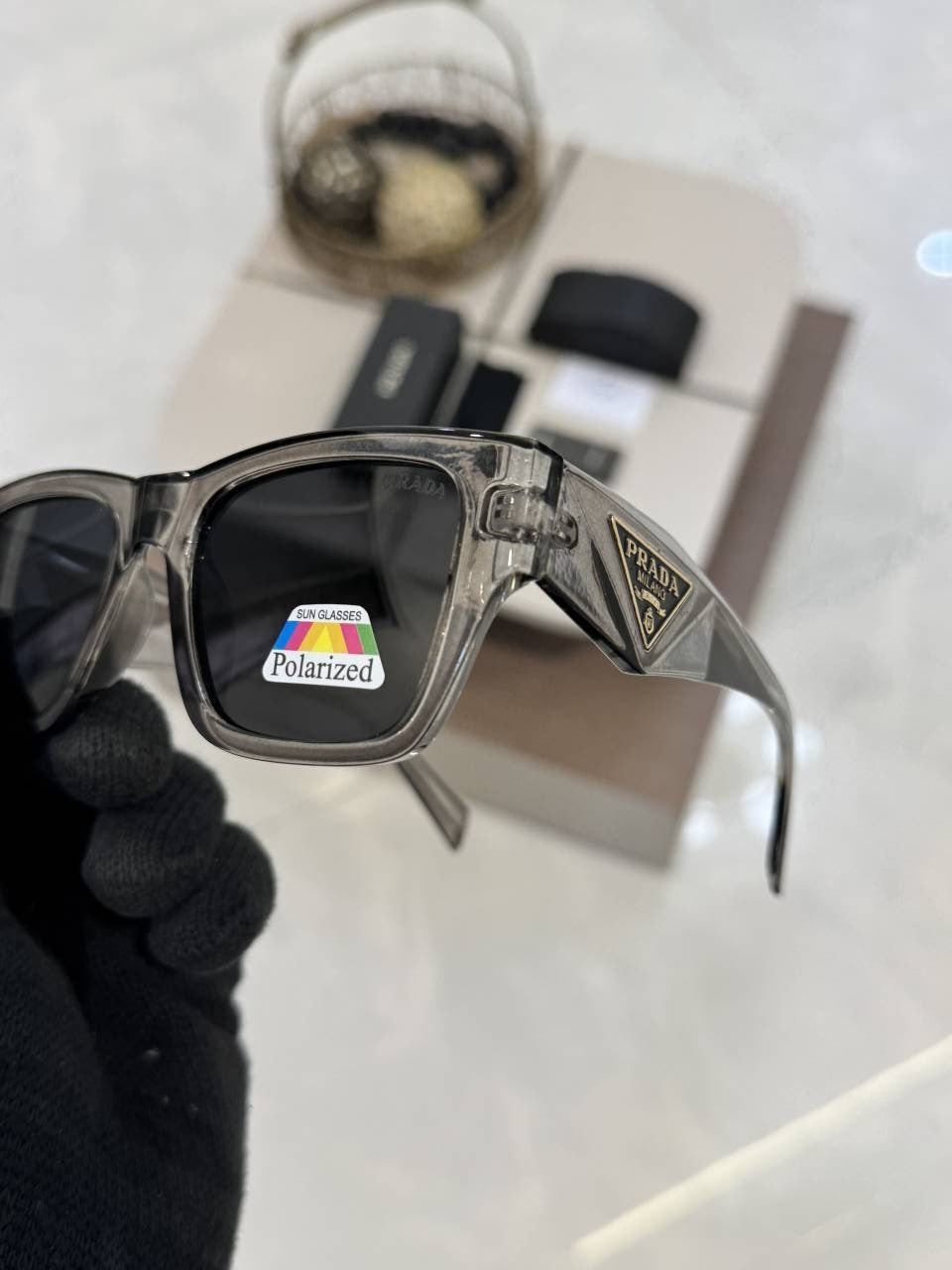 Prada_9322_Shine_grey