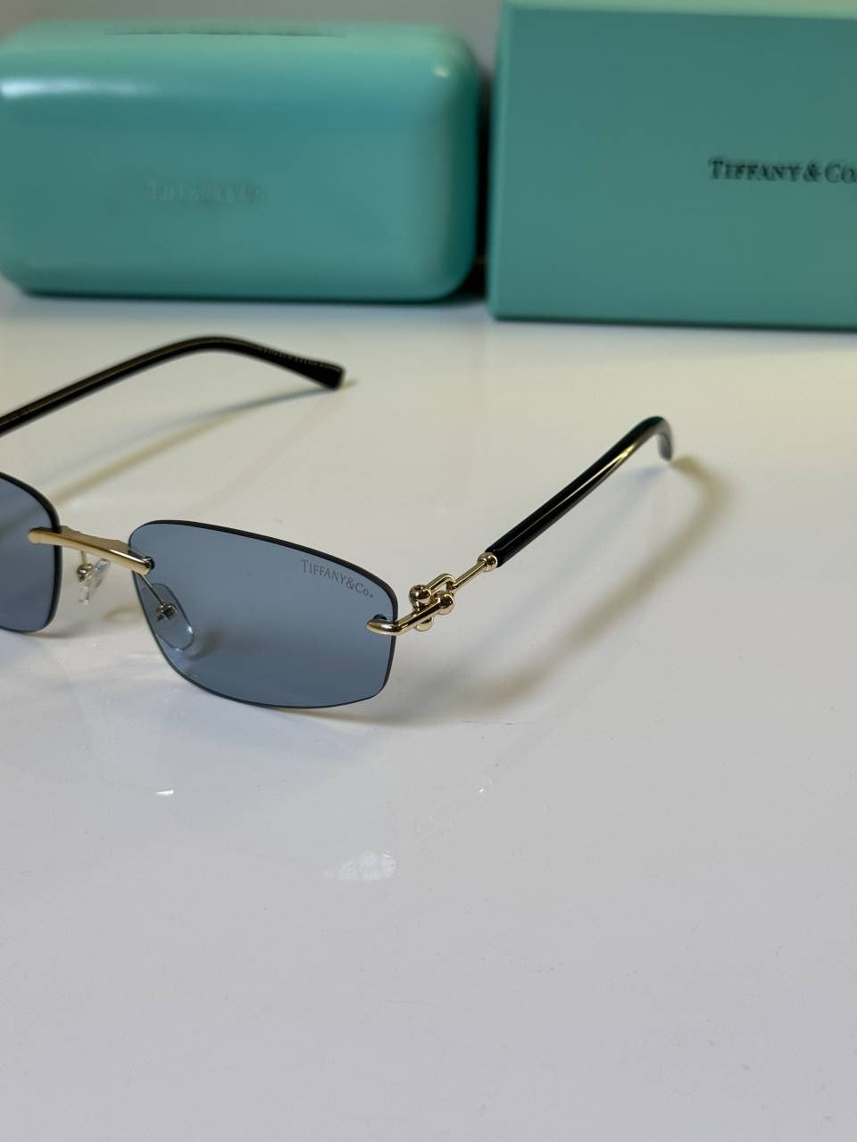 Tiffany&Co_T63_Gold_Blue