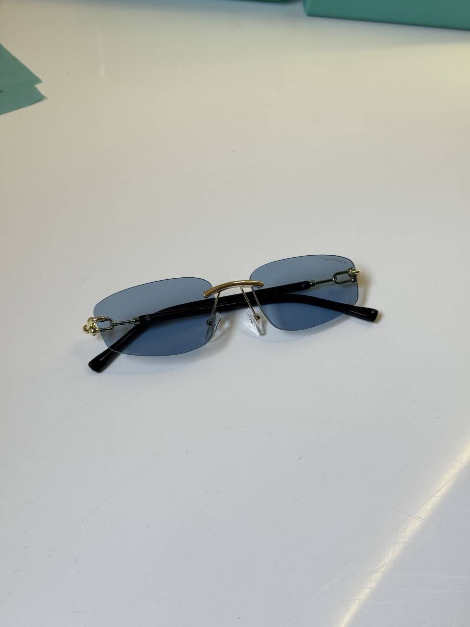 Tiffany&Co_T63_Gold_Blue