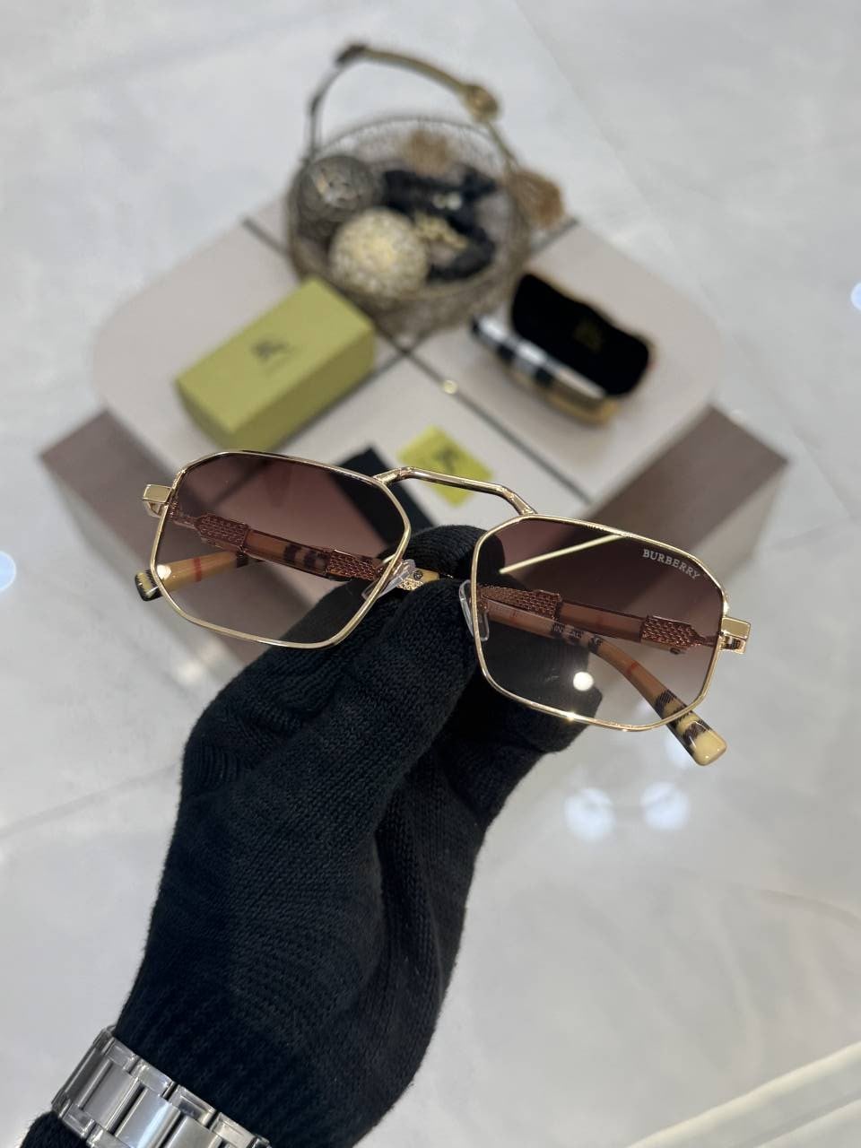 Burberry_9127_Brown_Gold
