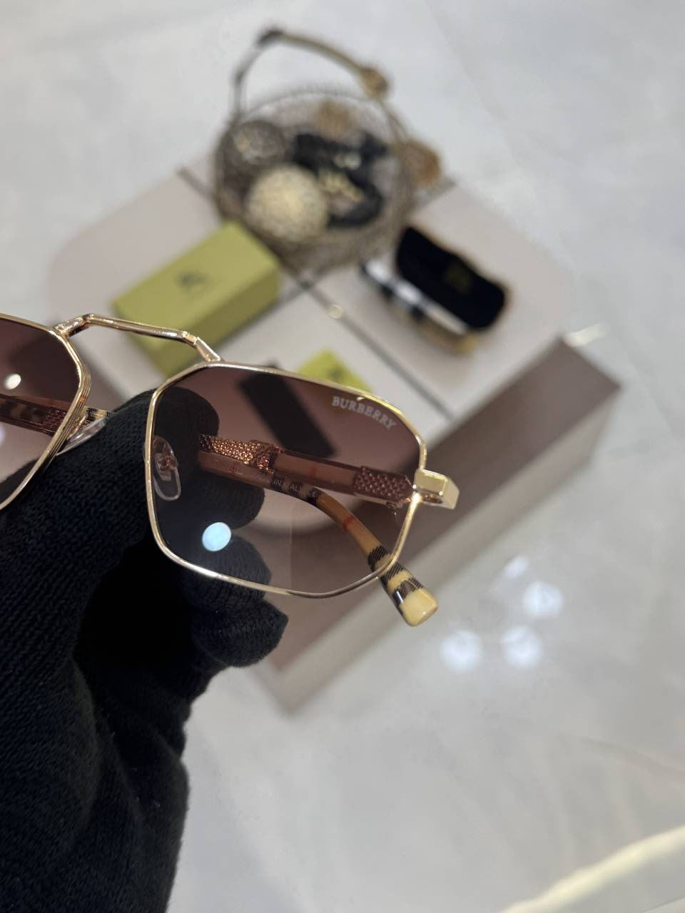 Burberry_9127_Brown_Gold