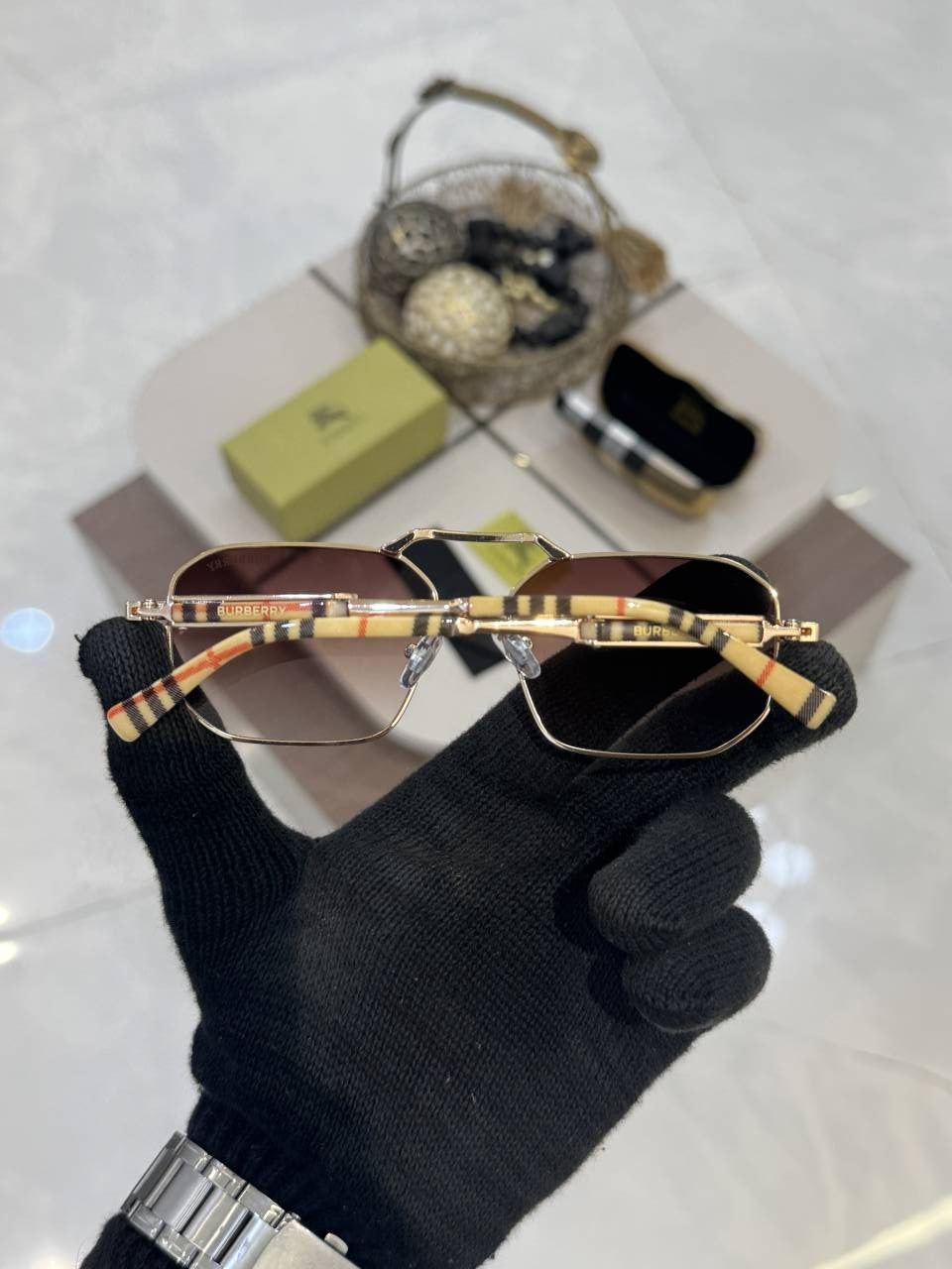 Burberry_9127_Brown_Gold