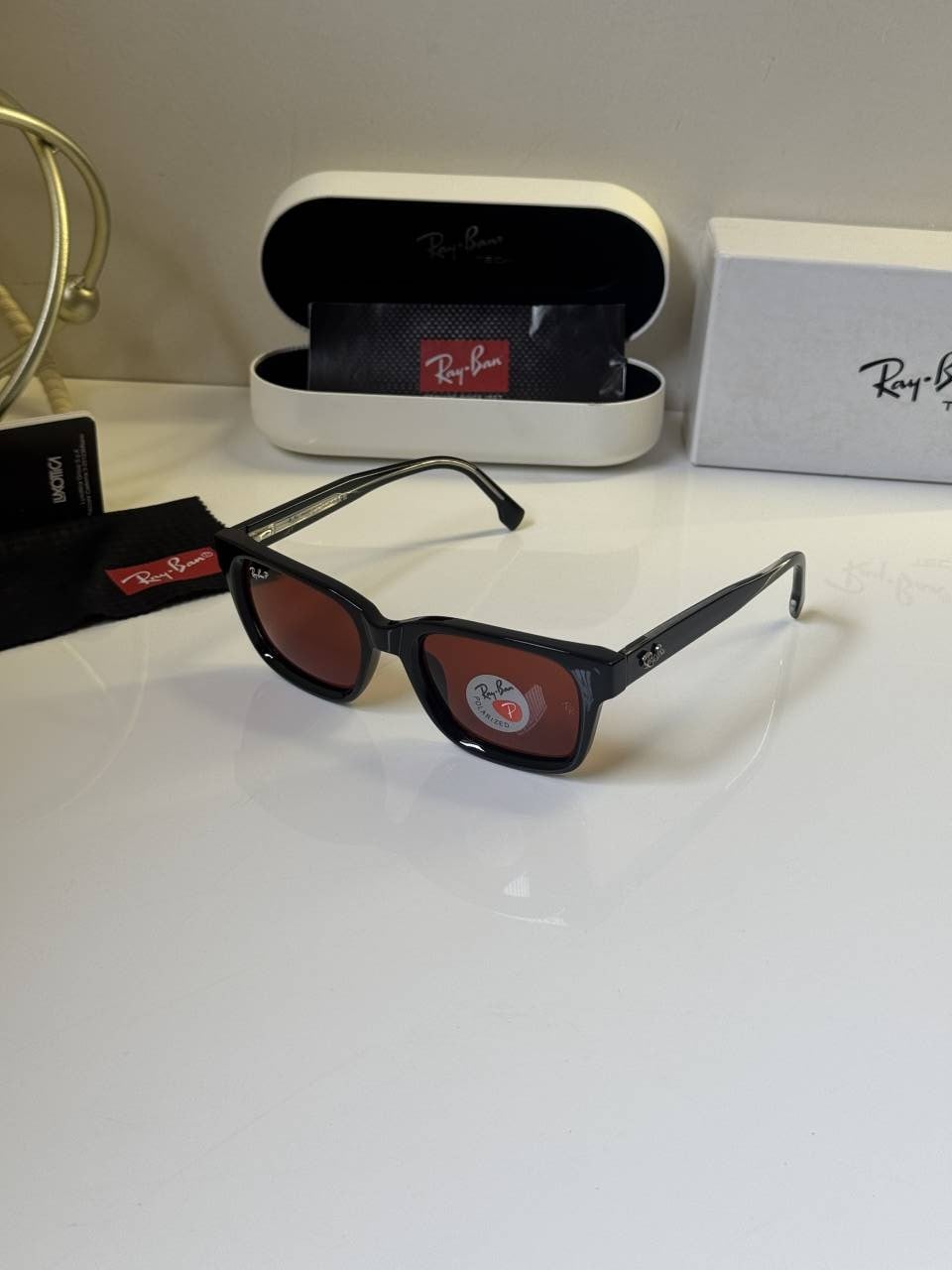 Rayban_7701_black_Red