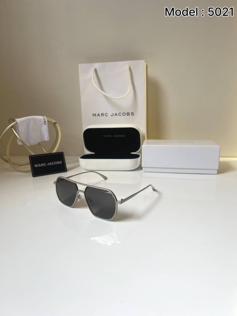 Marc_Jacobs_5021_black silver
