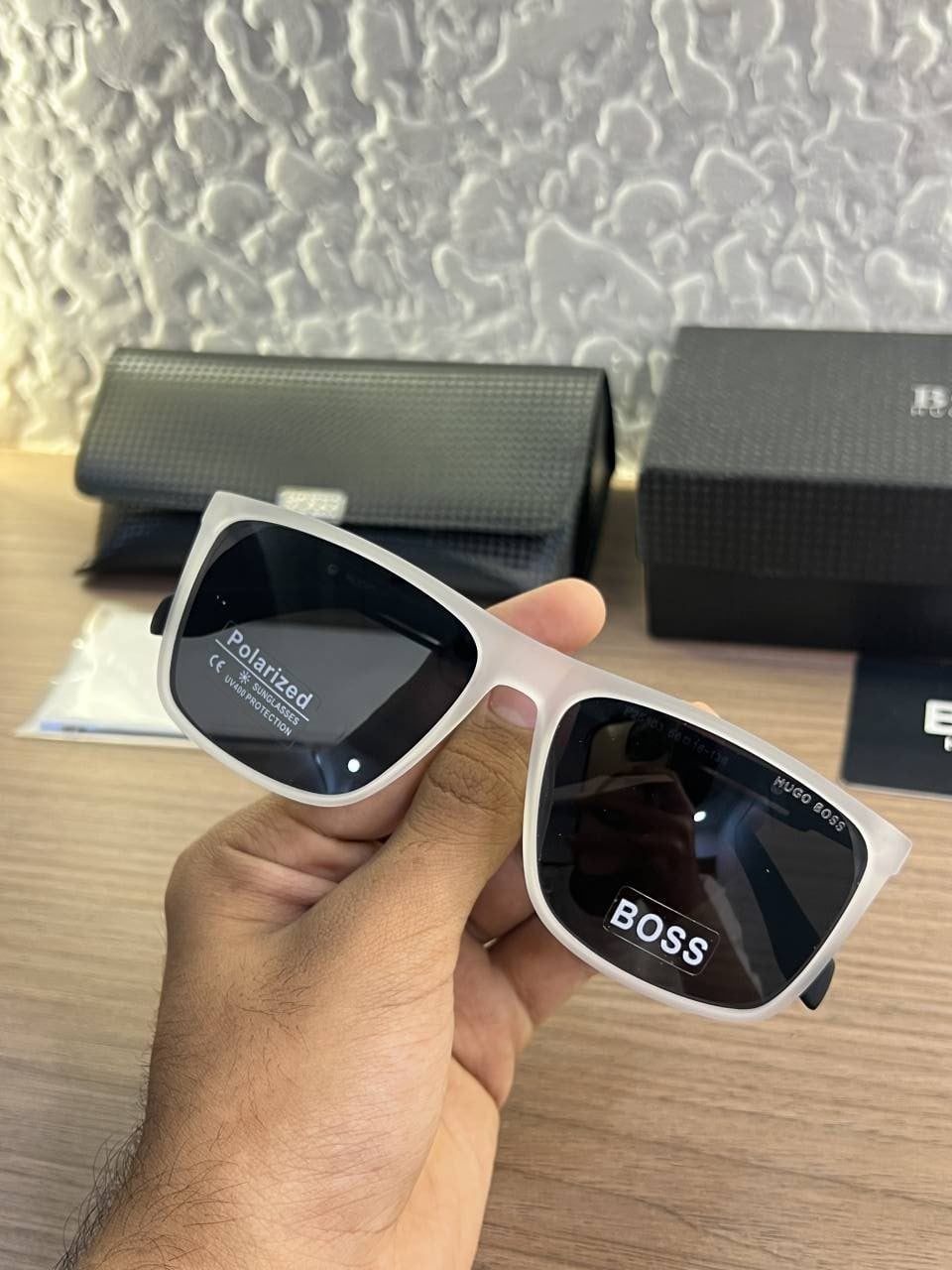 Hugo_boss_25503_grey black