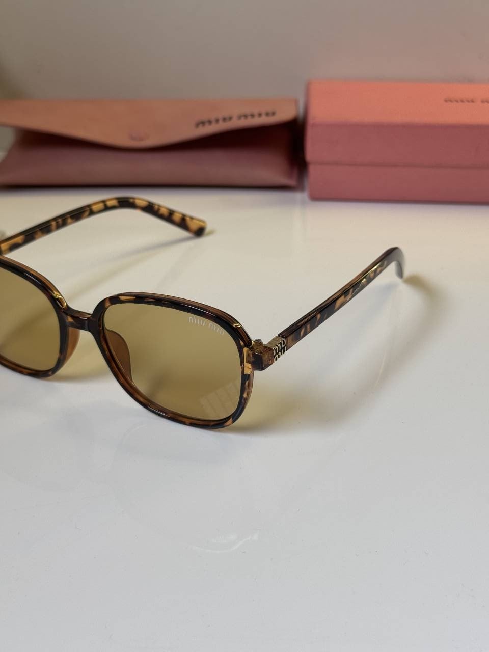 MiuMiu_807_Tiger_Brown