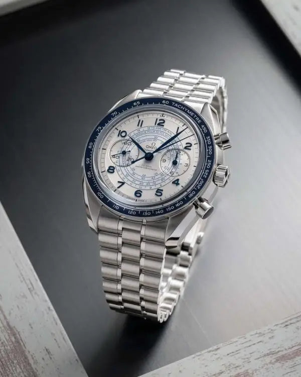 Omeg_a Speedmaster Co-Axial Master Chronometer Calibre 9908