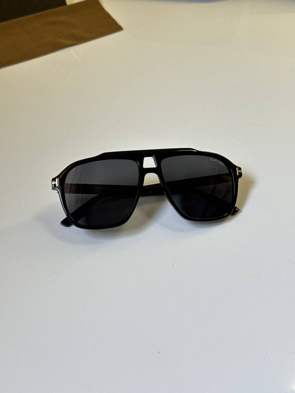 Tomford_300_Black