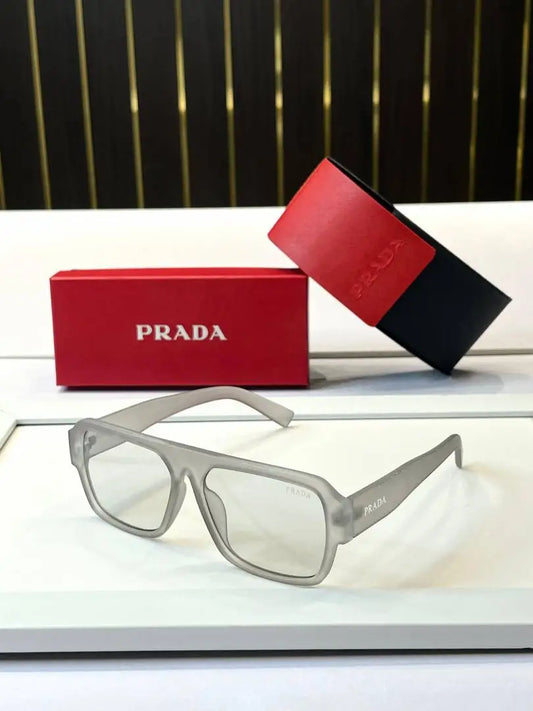 _Prada_22_plano_