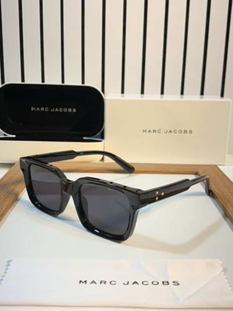 Marc jacobs 11 full black
