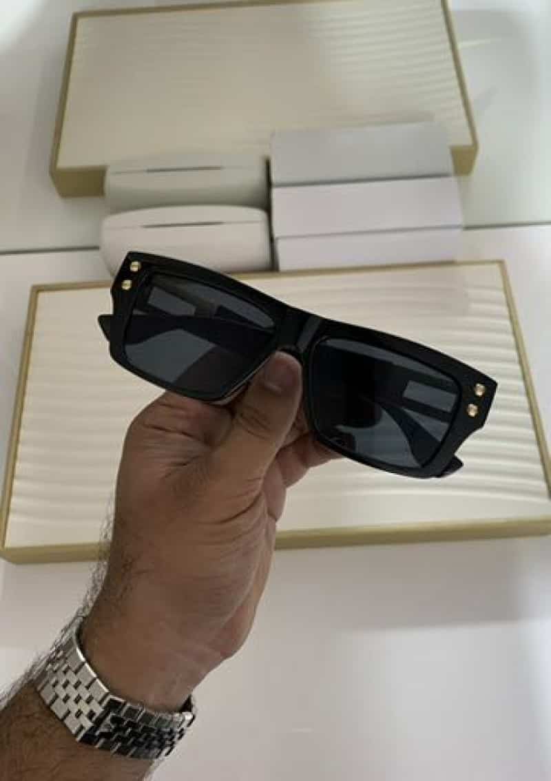 Dita_1001_black_gold