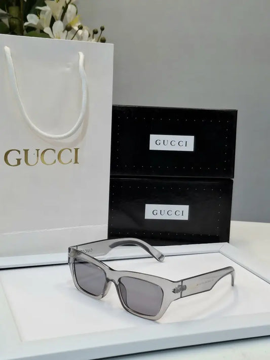 _Gucci_1296_transparent_grey