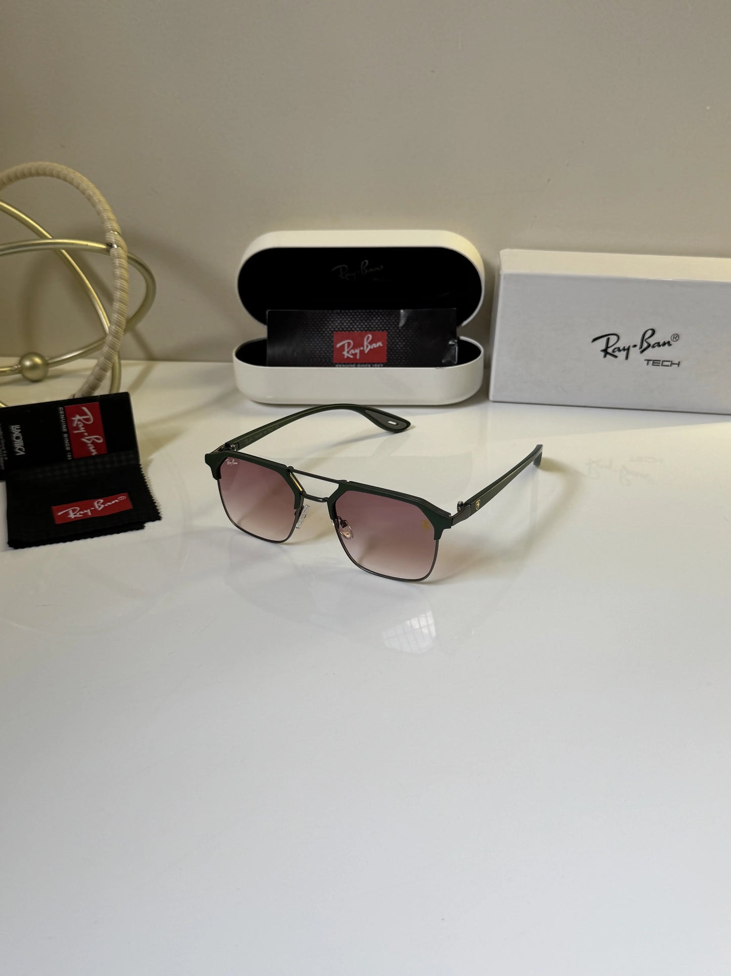 Rayban_04_Green_Pink