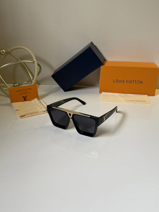 Louis_Vuitton_6129_Black