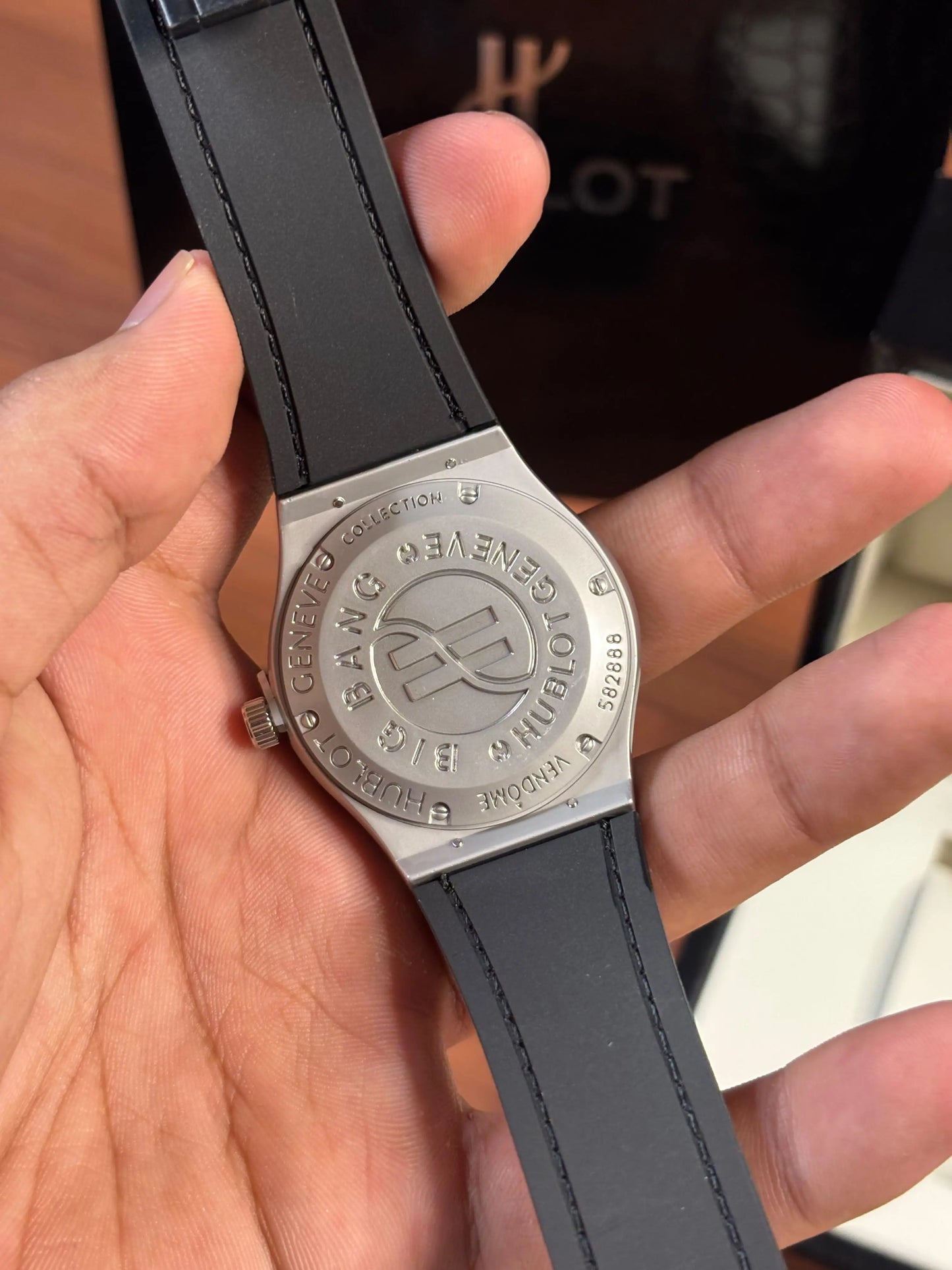 Hublot Classic Fusion Tourbillon HB0011