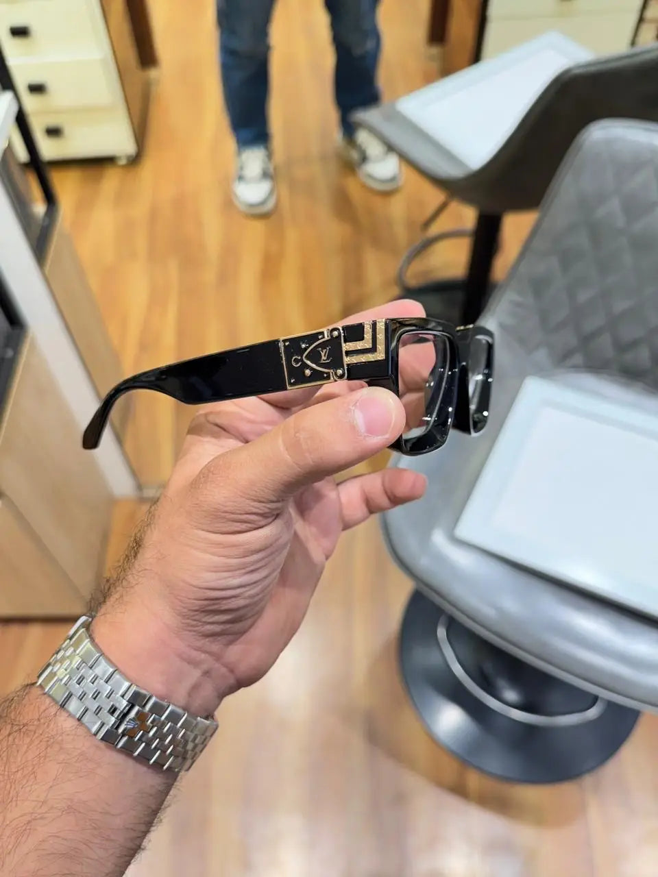 Louis vuitton millionaire black gold plano