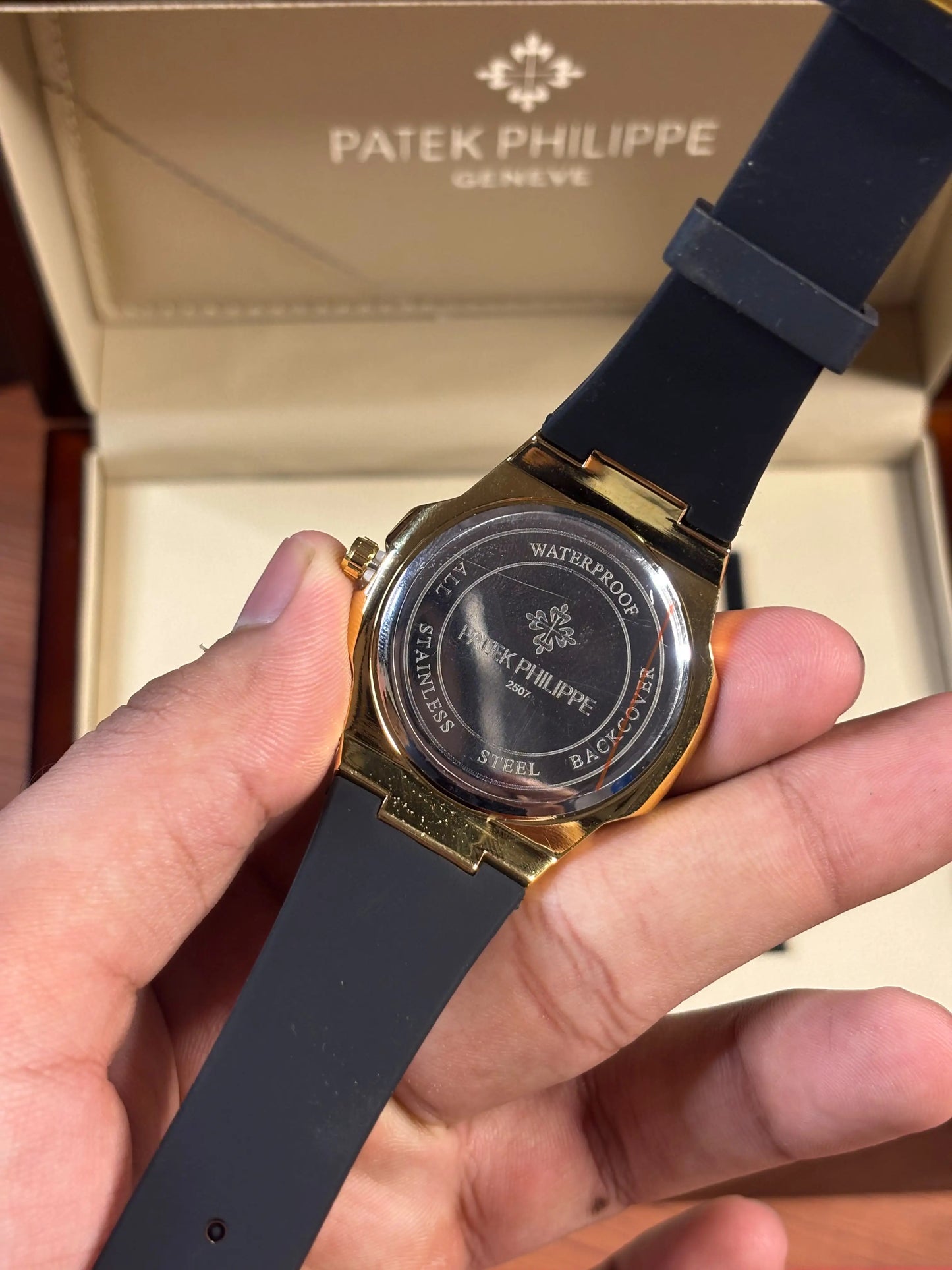 Pate_k Philippe Nautilis Coin 5711