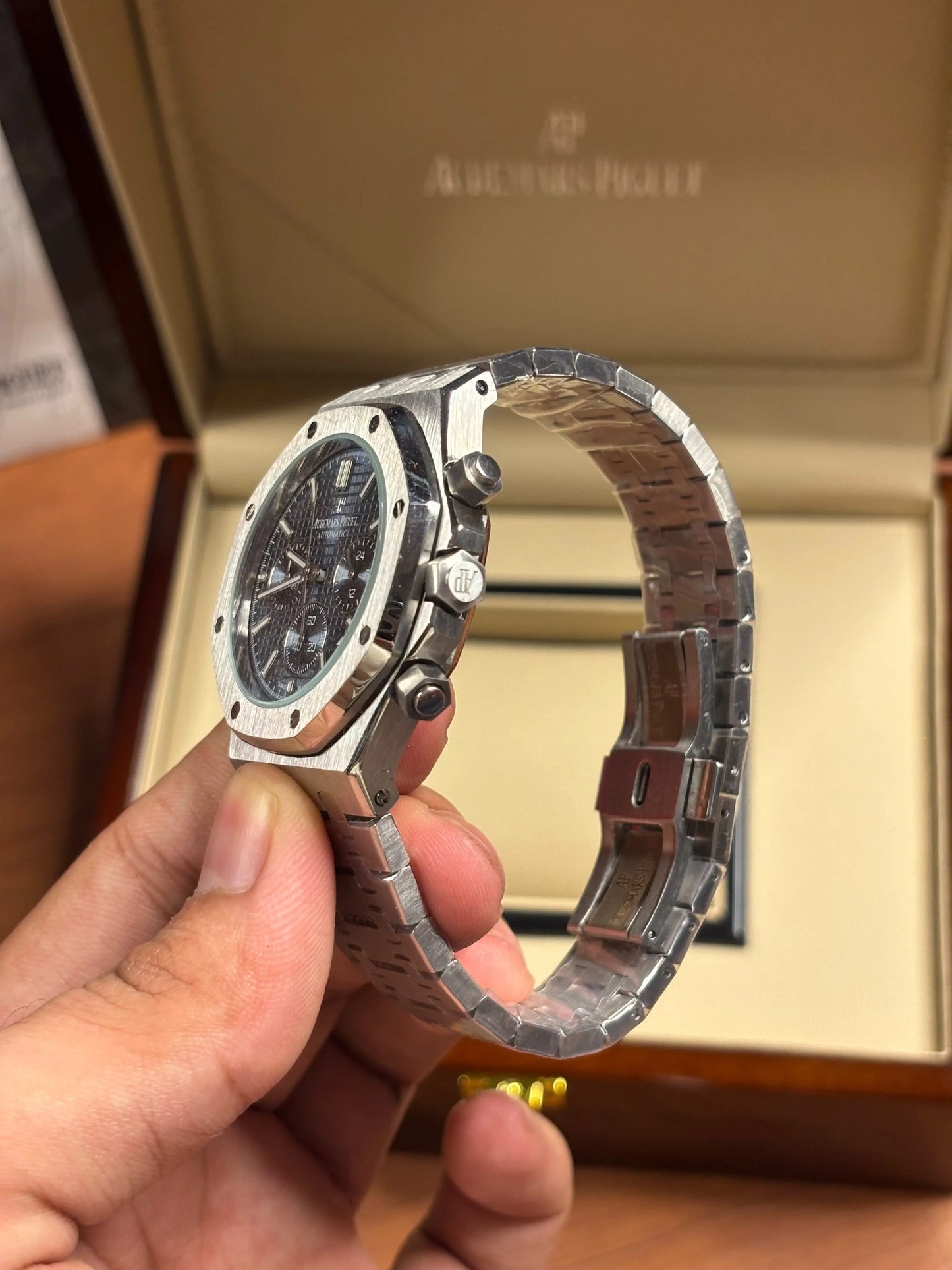 Audemars pigue_tRoyal Oak Chronograph Blue