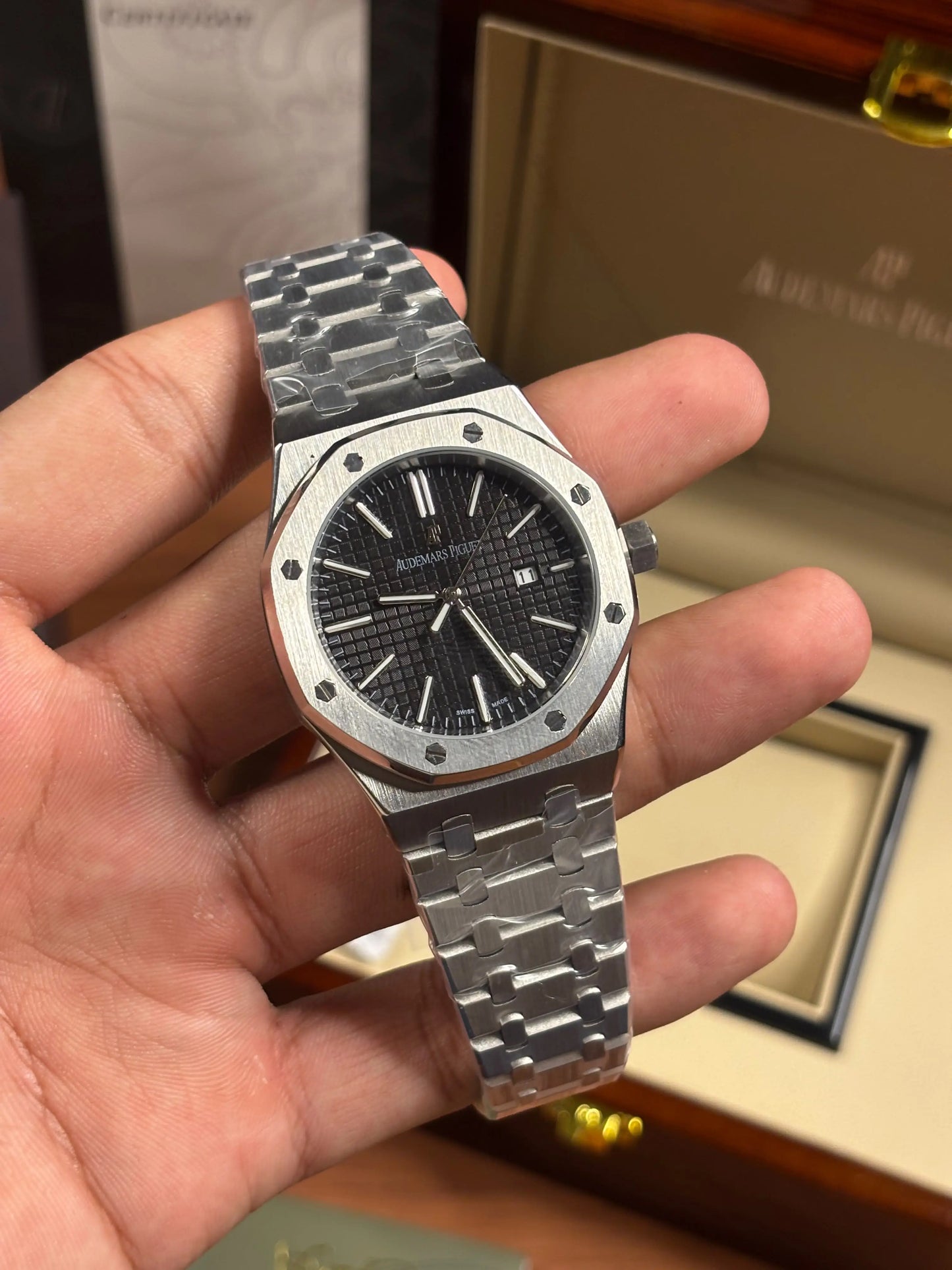 Audemar_s Piguet Royal Oak Quartz Silver-Black