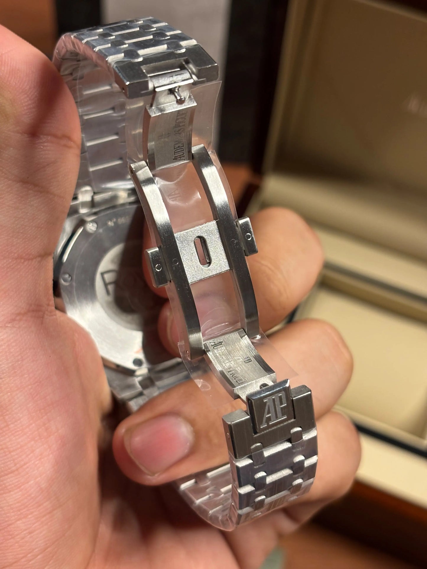 Audemar_s Piguet Royal Oak Quartz Silver-Black