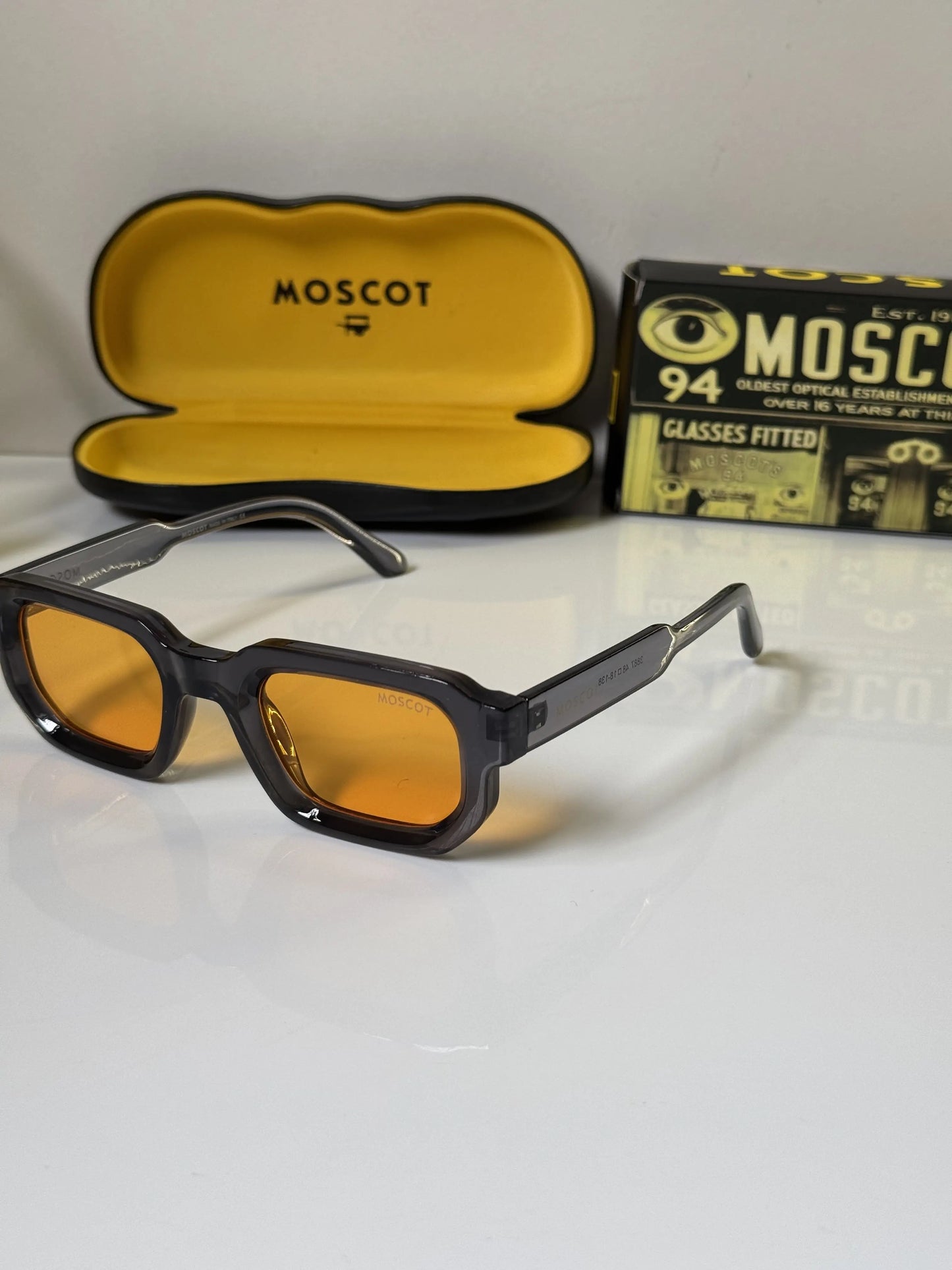 Moscot_3887_Yellow_Grey