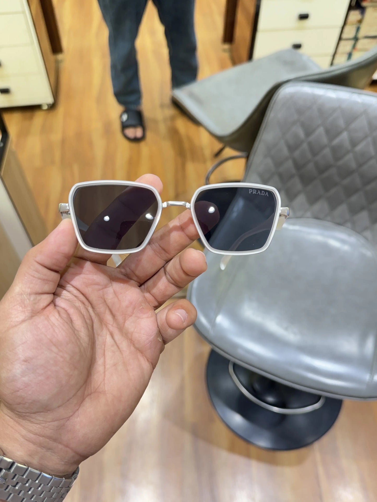 Prada_7381_white_black